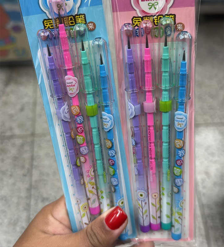 Kit 4 Lapiseira Troca Ponta Modelo 3