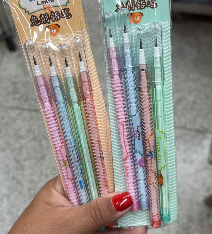 Kit 4 Lapiseira Troca Ponta Modelo 4