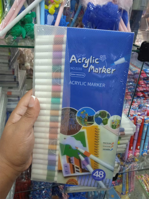 Kit com 48 canetas Acrílicas