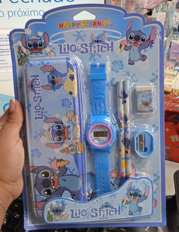Kit Escolar Stitch (Relógio)