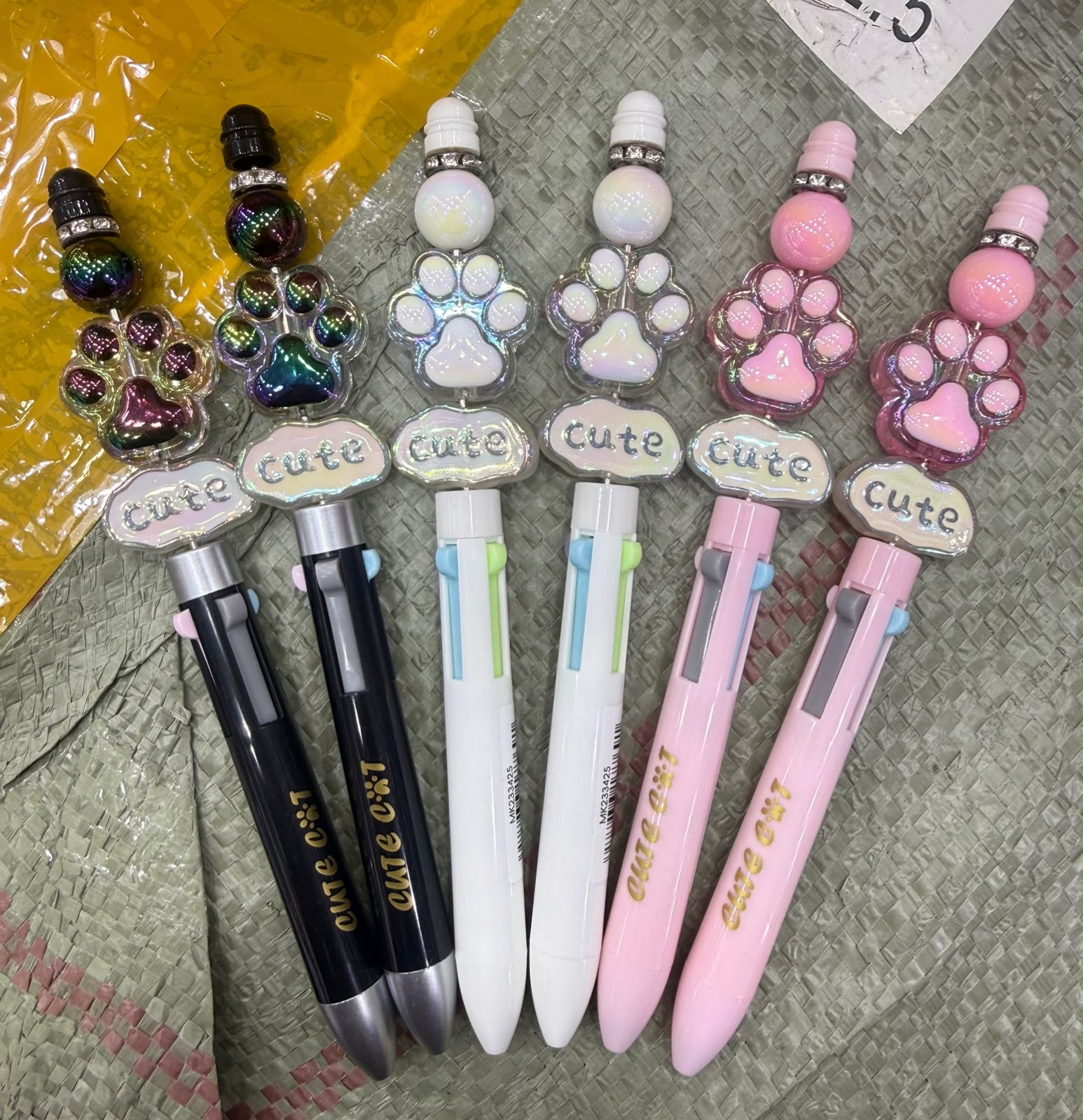 Caneta 4 Cores Patinhas